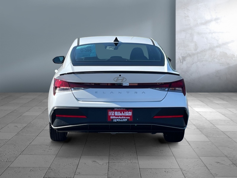 2025 Hyundai Elantra