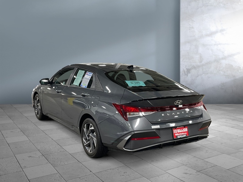 2025 Hyundai Elantra