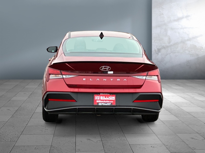 2025 Hyundai Elantra