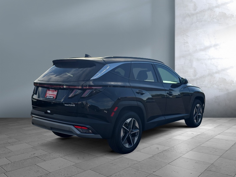 2025 Hyundai Tucson Hybrid