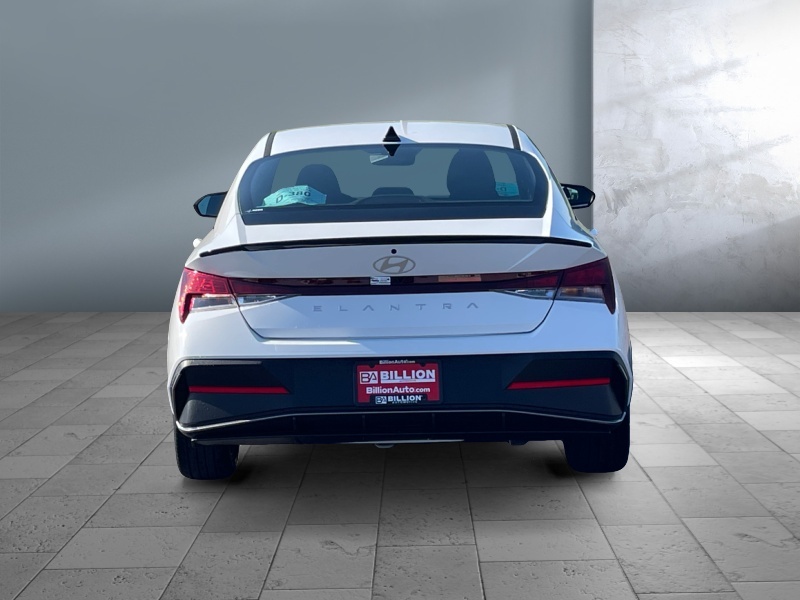 2025 Hyundai Elantra