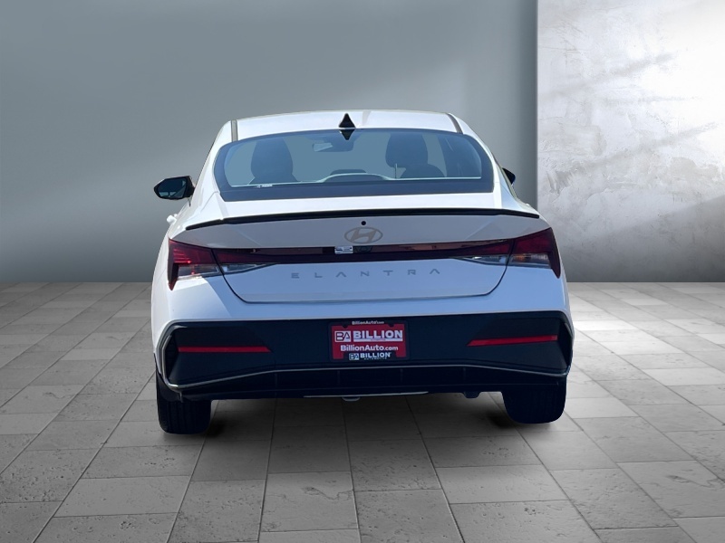 2025 Hyundai Elantra