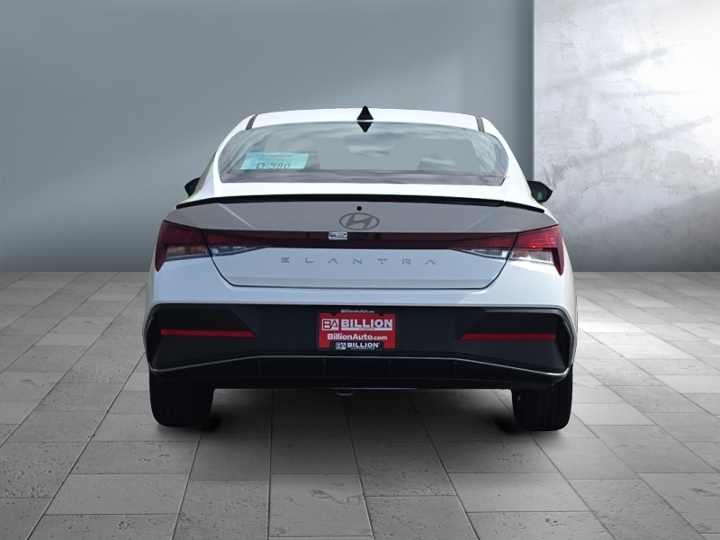 2025 Hyundai Elantra