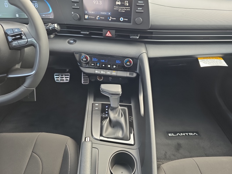 2025 Hyundai Elantra