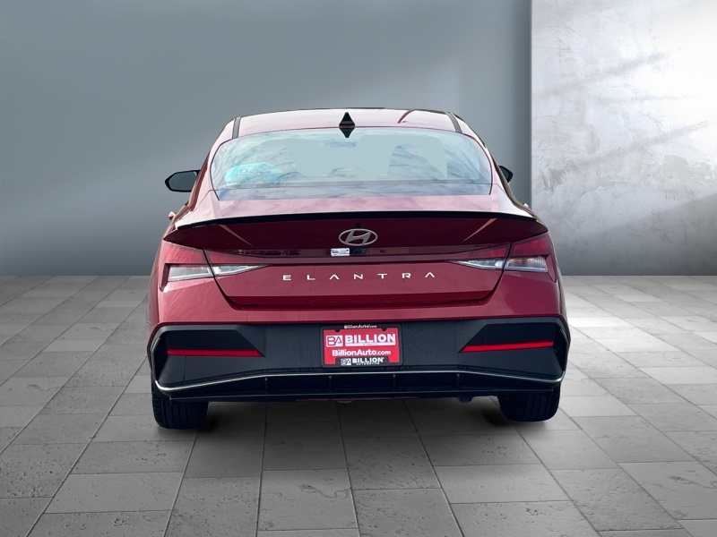 2025 Hyundai Elantra