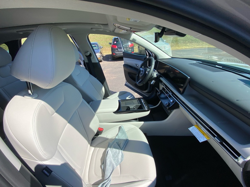 2025 Hyundai Tucson Hybrid