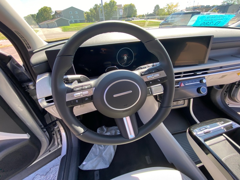 2025 Hyundai Tucson Hybrid