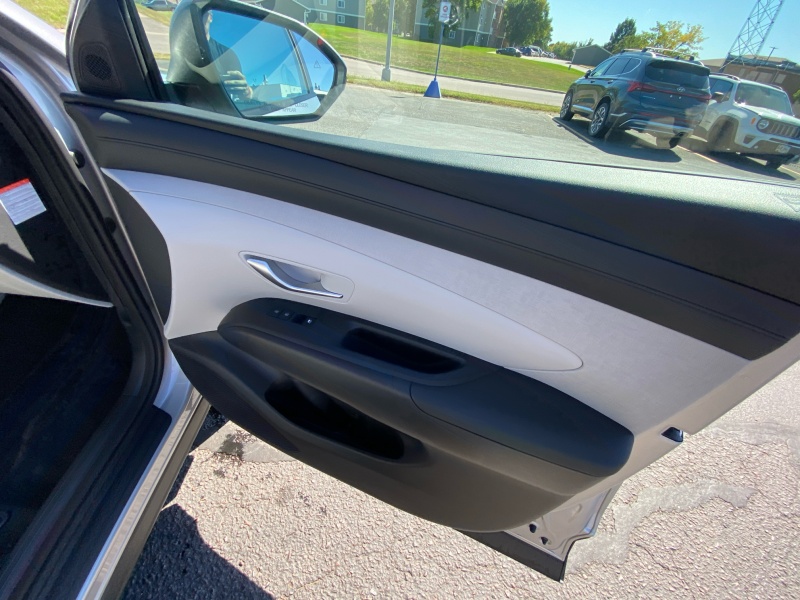 2025 Hyundai Tucson Hybrid