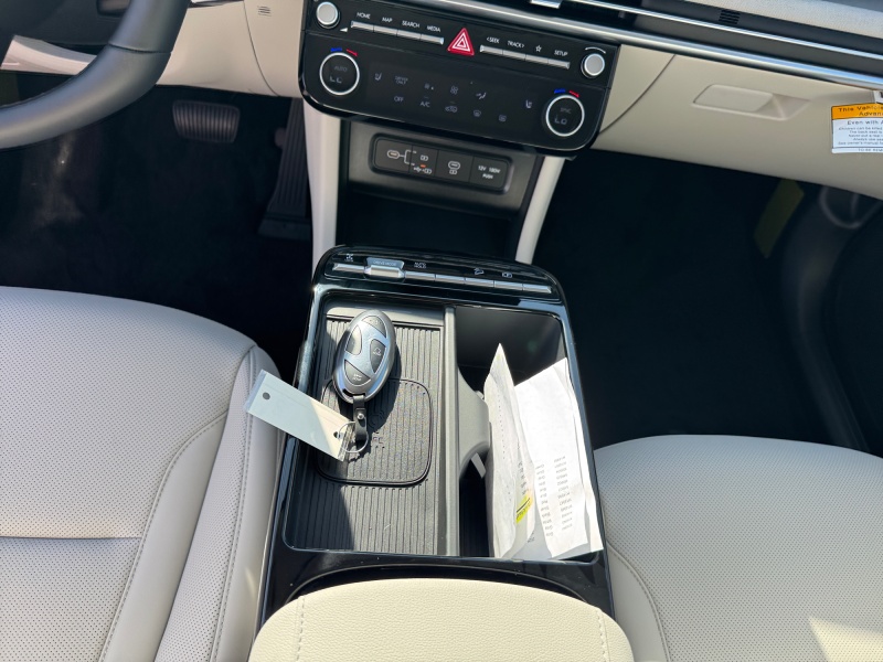 2025 Hyundai Tucson Hybrid