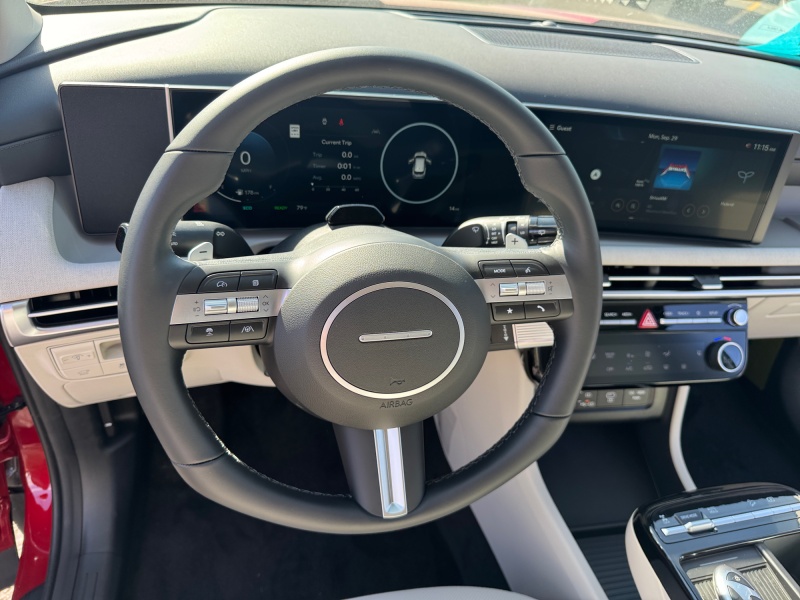 2025 Hyundai Tucson Hybrid