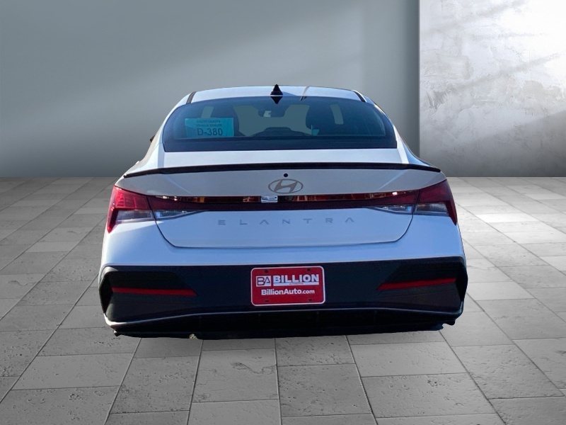 2025 Hyundai Elantra