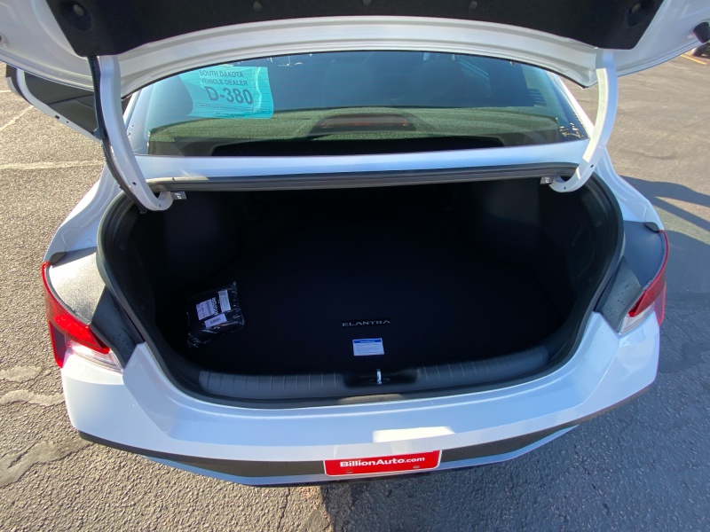 2025 Hyundai Elantra