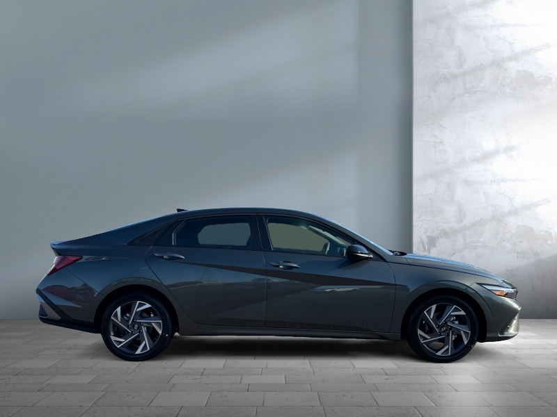 2025 Hyundai Elantra