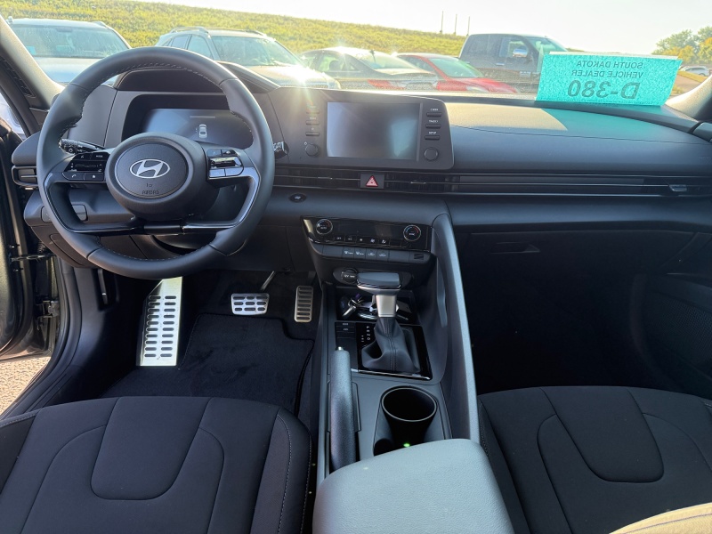 2025 Hyundai Elantra