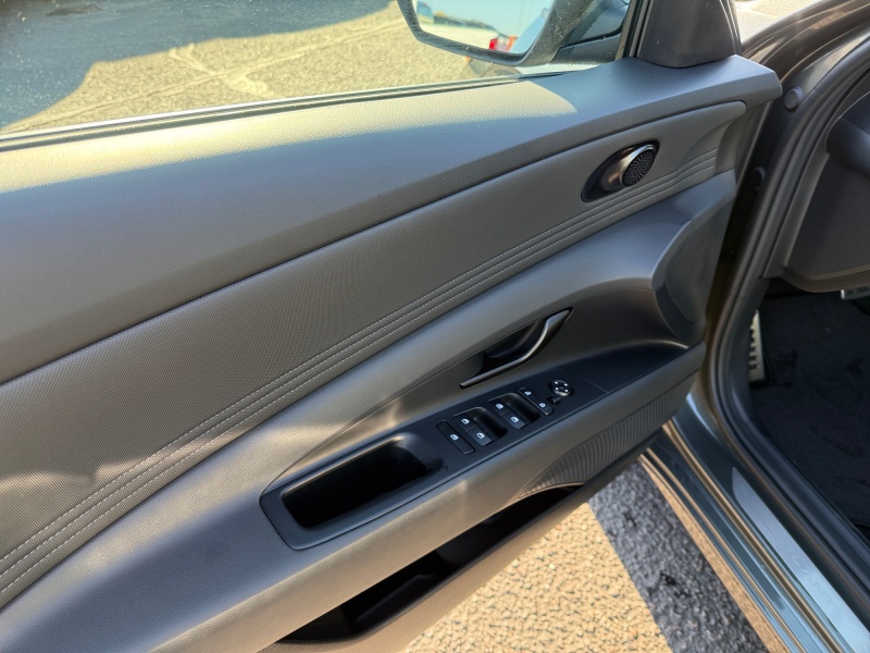 2025 Hyundai Elantra