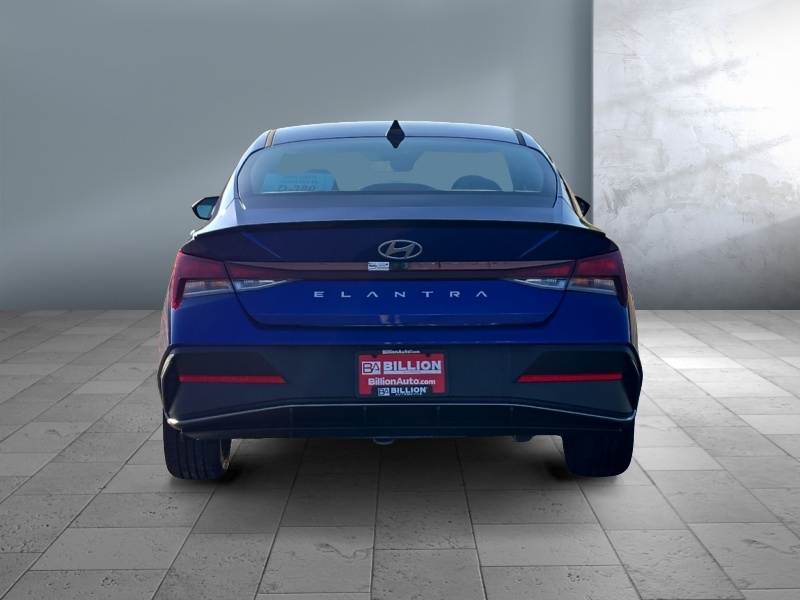 2025 Hyundai Elantra