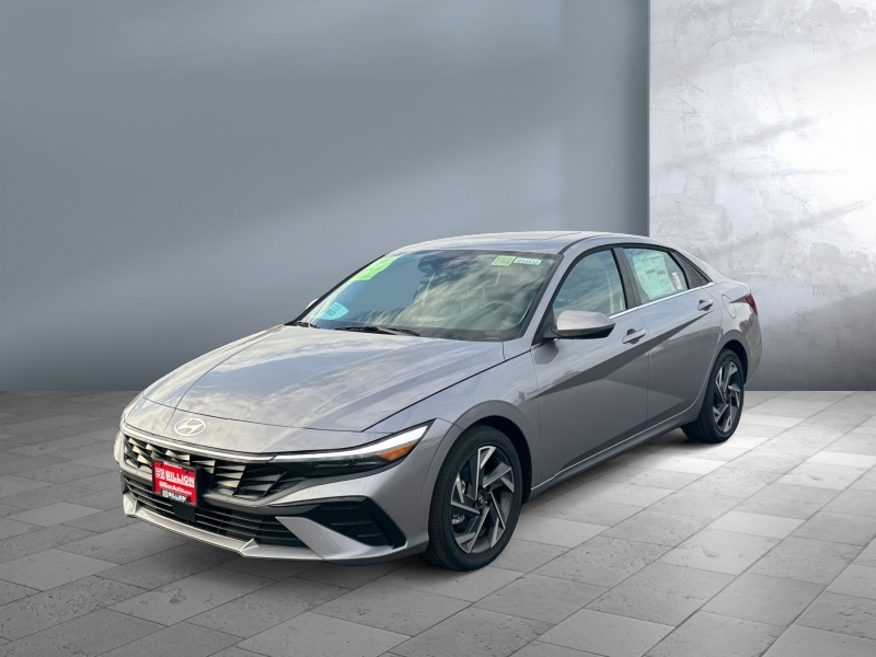 New 2025 Hyundai Elantra Limited Car
