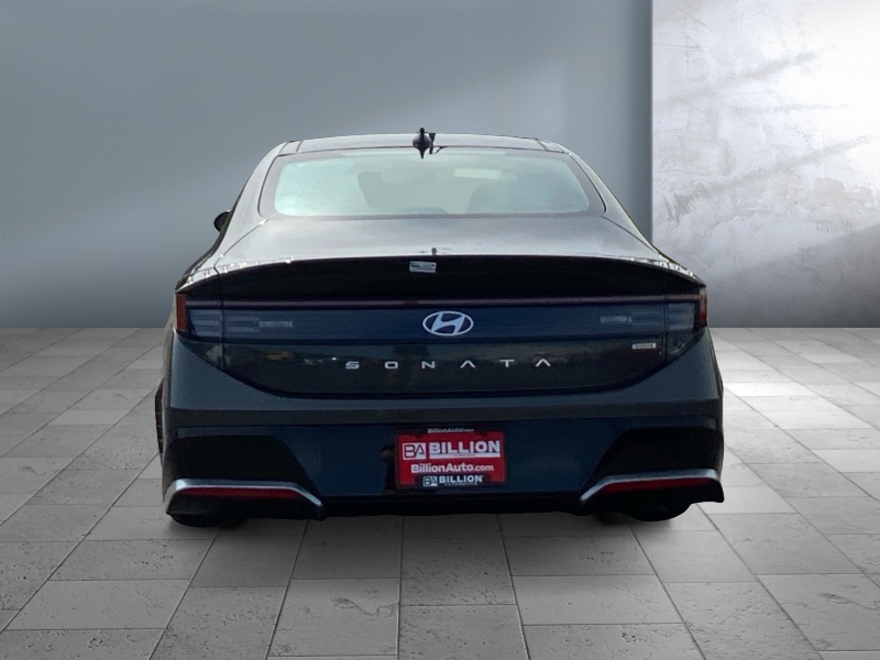 2026 Hyundai Sonata Hybrid