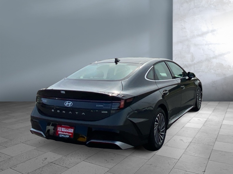 2026 Hyundai Sonata Hybrid