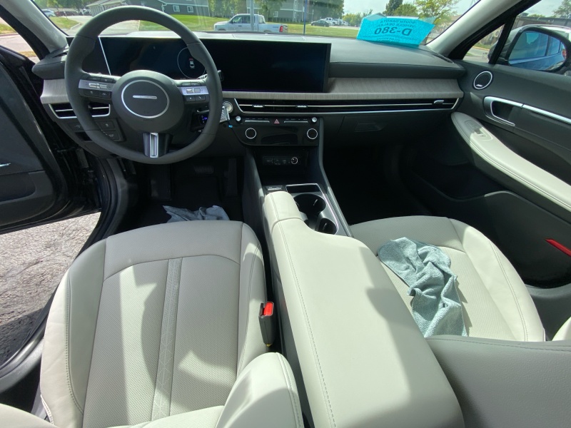 2026 Hyundai Sonata Hybrid