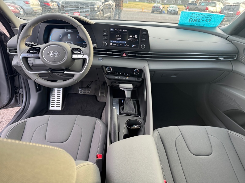 2025 Hyundai Elantra