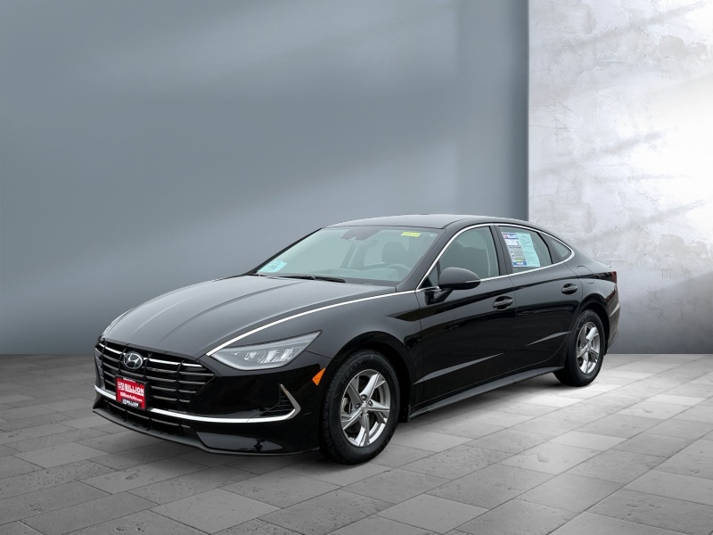 Used 2023 Hyundai Sonata SE Car