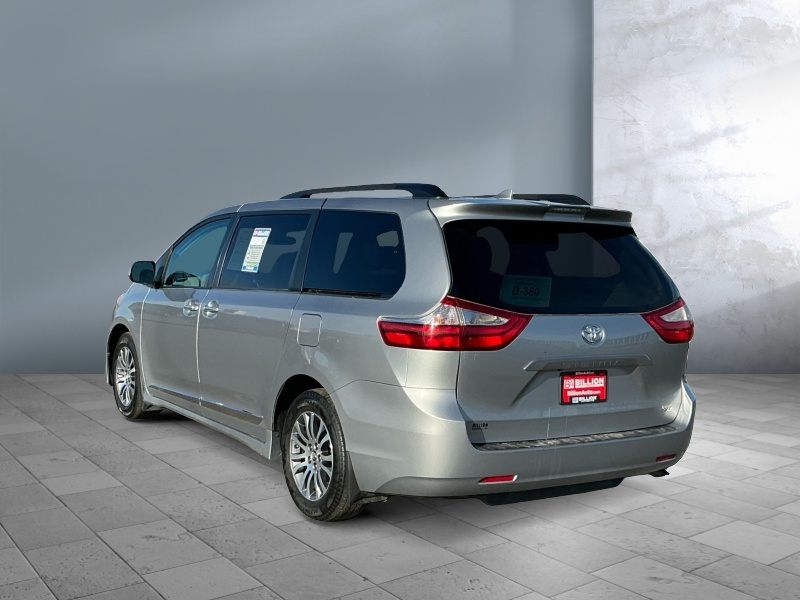 2018 Toyota Sienna