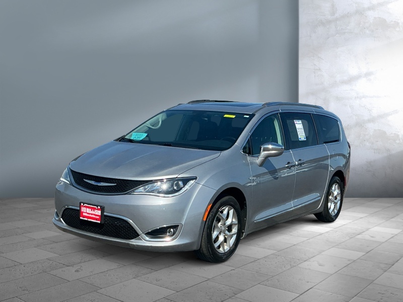 Used 2019 Chrysler Pacifica Limited Vans