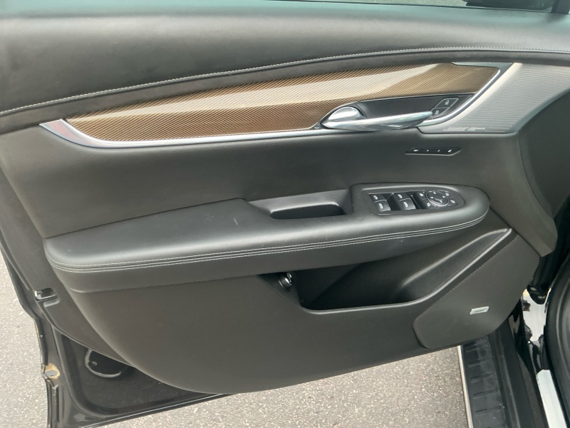 2021 Cadillac XT6