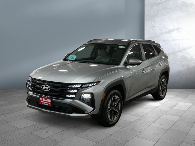 New 2026 Hyundai Tucson Hybrid SEL SUVs