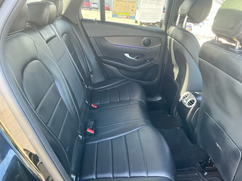 2022 Mercedes-Benz GLC