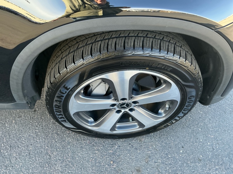 2022 Mercedes-Benz GLC