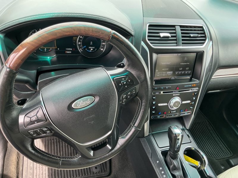 2016 Ford Explorer