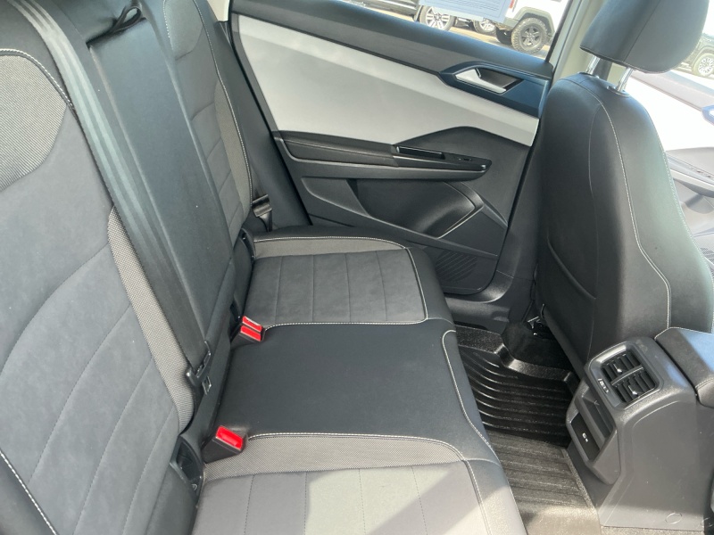 2024 Volkswagen Taos