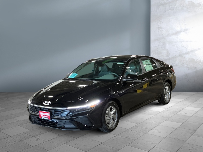 New 2026 Hyundai Elantra SE Cars