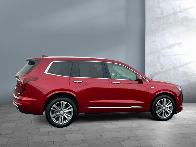 2022 Cadillac XT6