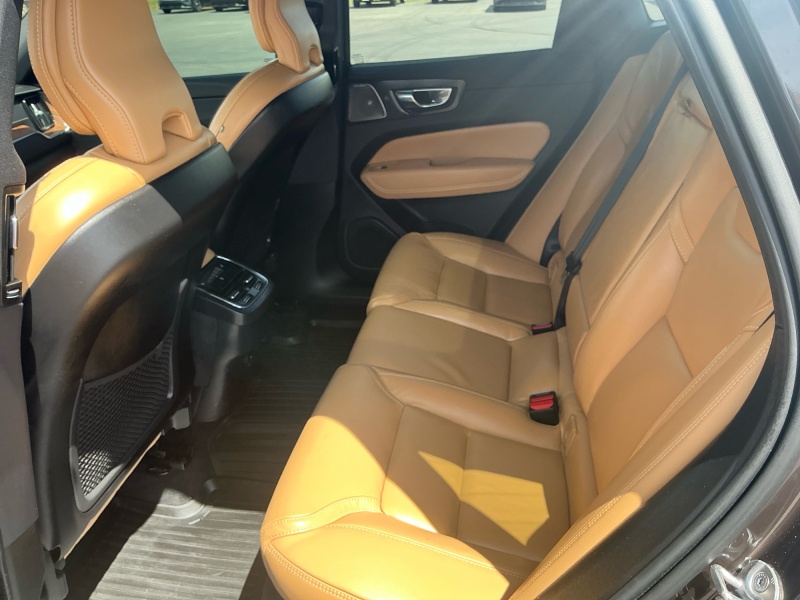 2022 Volvo XC60