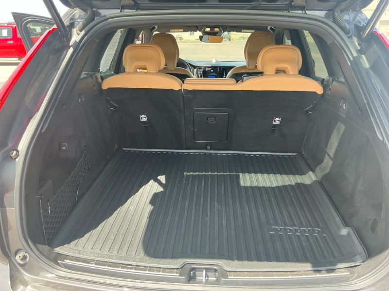 2022 Volvo XC60