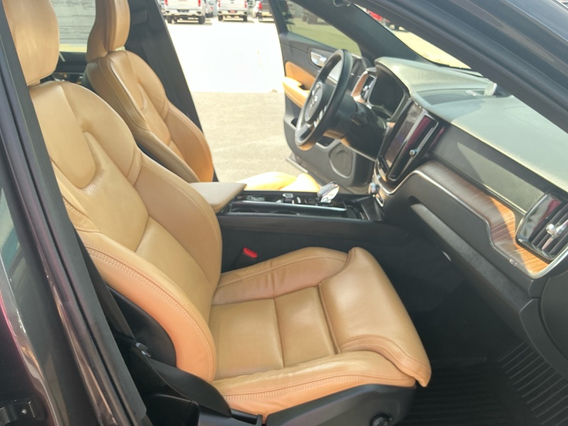 2022 Volvo XC60