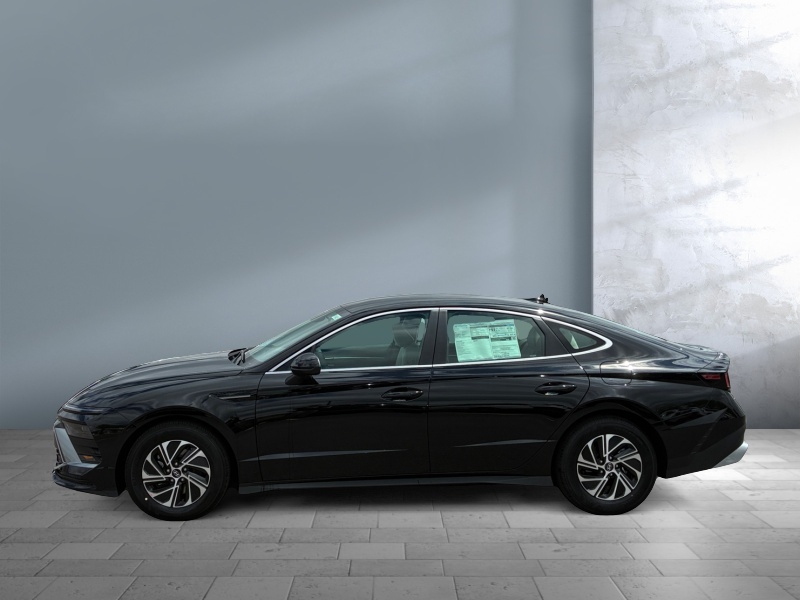 2026 Hyundai Sonata Hybrid
