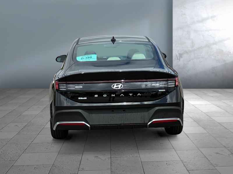 2026 Hyundai Sonata Hybrid
