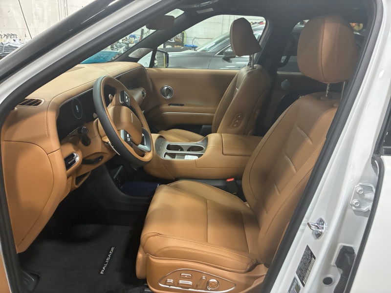 2026 Hyundai Palisade Calligraphy Hybrid AWD's photo