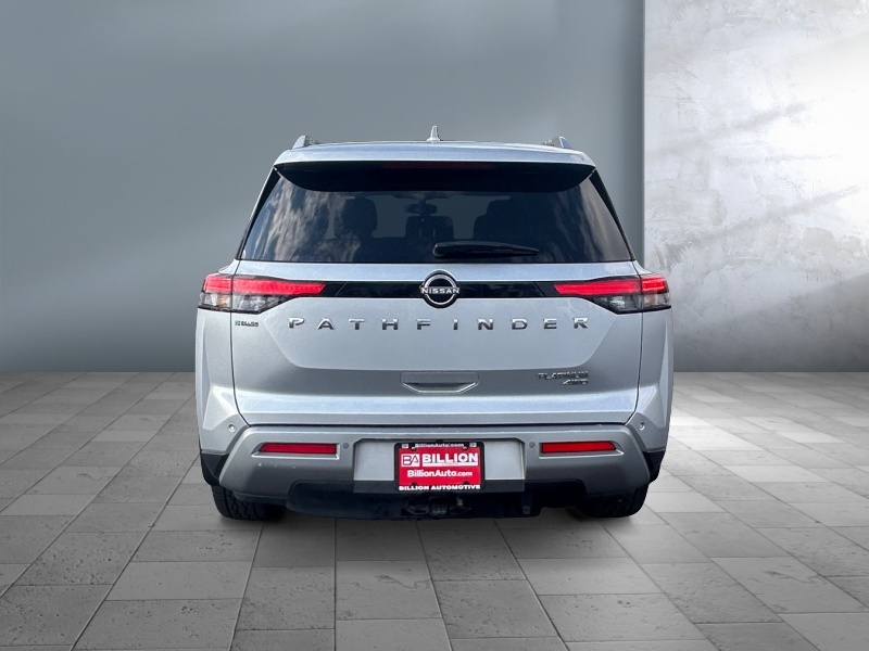 2022 Nissan Pathfinder