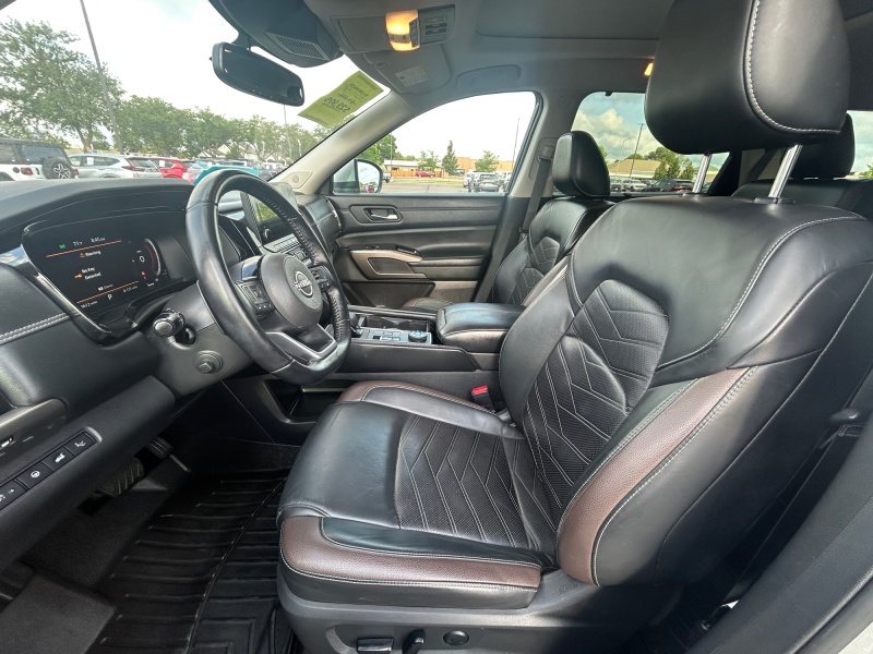 2022 Nissan Pathfinder
