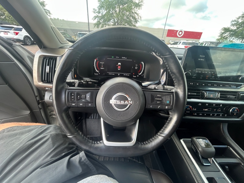 2022 Nissan Pathfinder