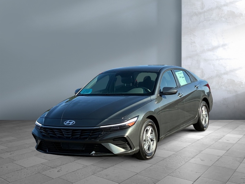 New 2026 Hyundai Elantra SE Cars