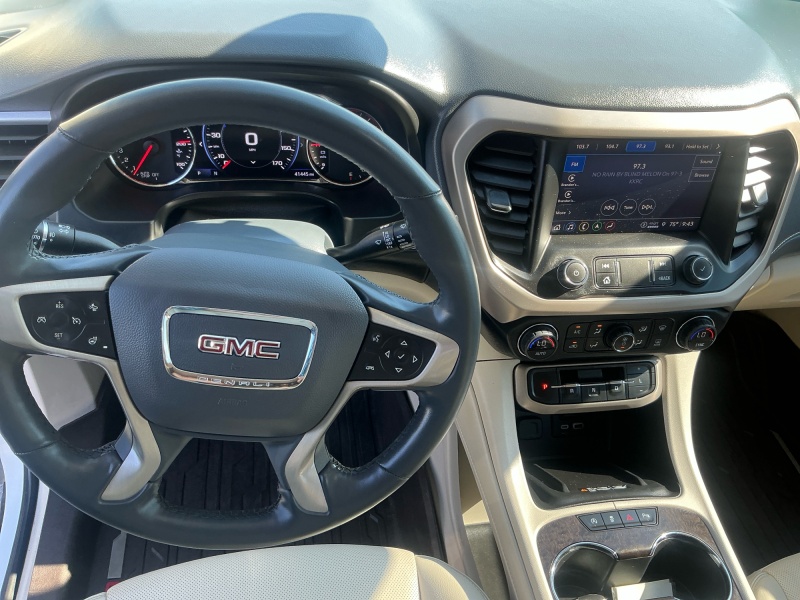 2023 GMC Acadia