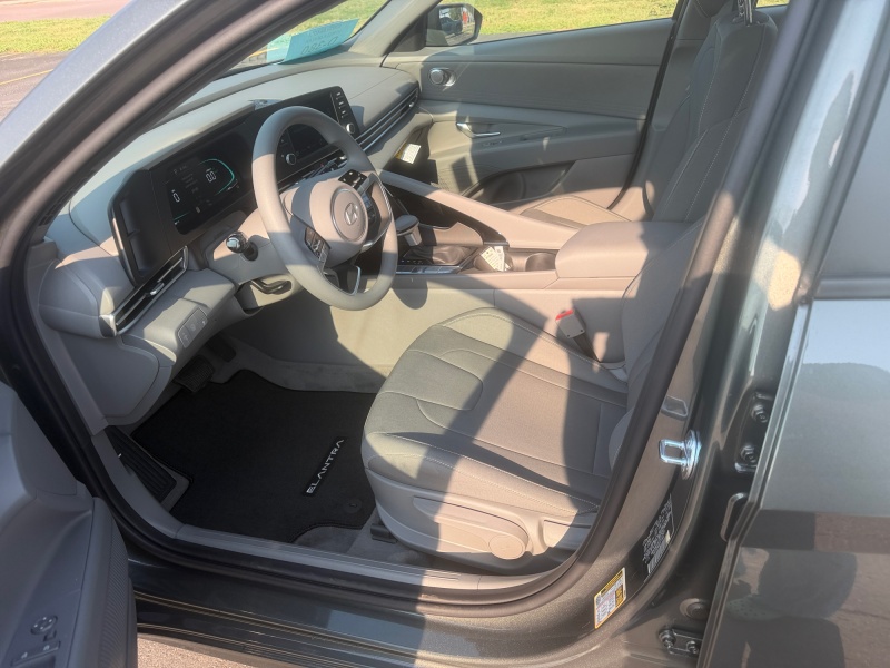 2026 Hyundai Elantra Hybrid