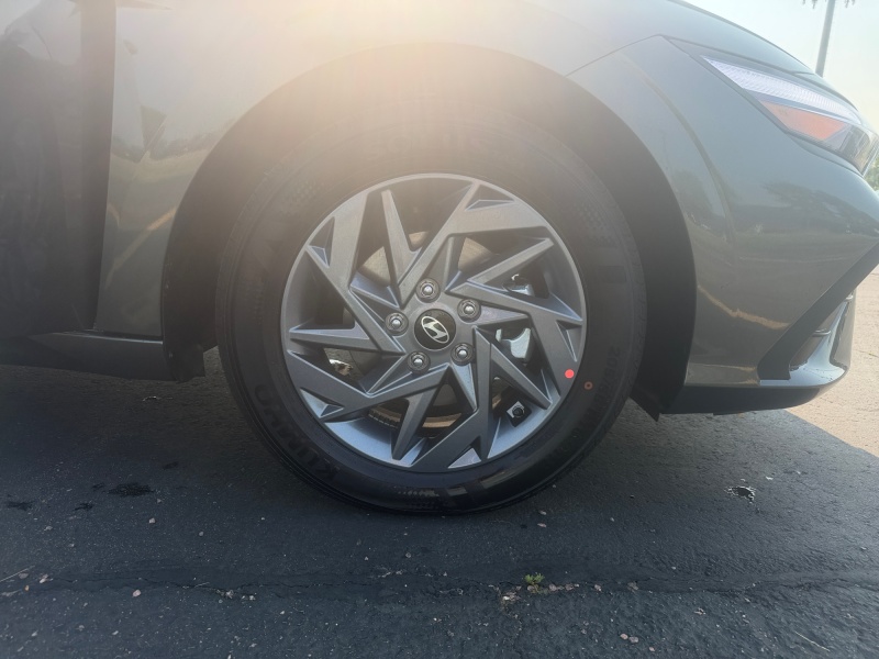 2026 Hyundai Elantra Hybrid