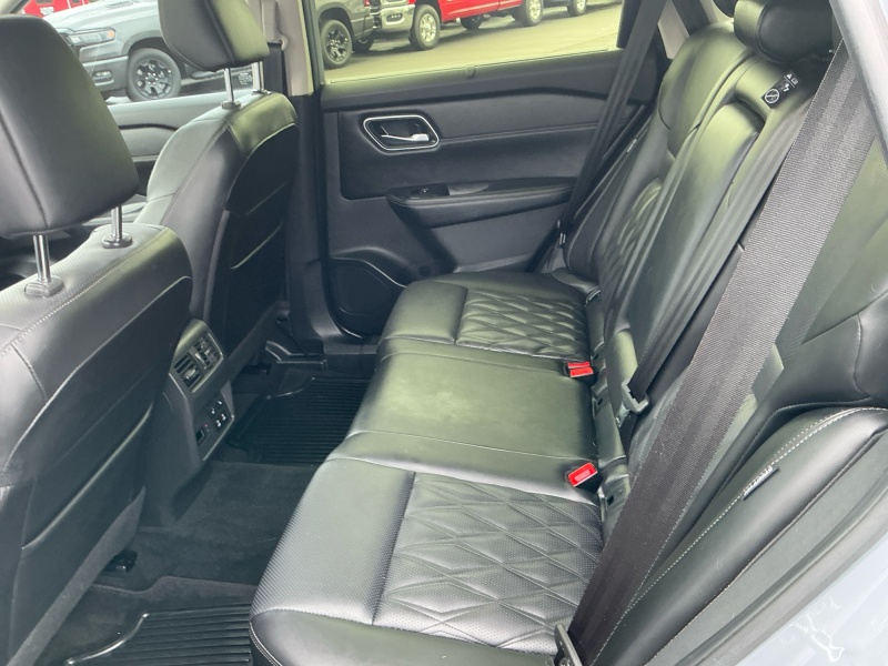2024 Nissan Rogue